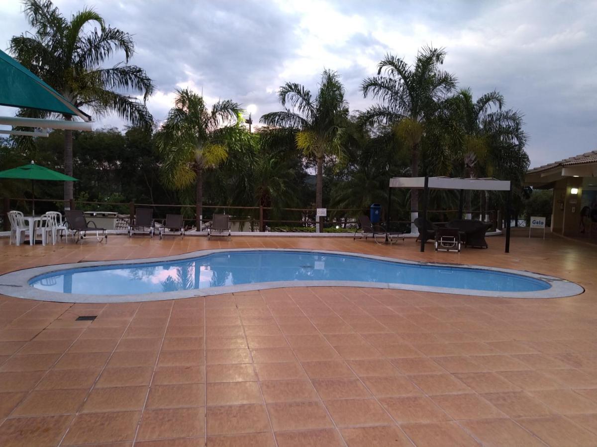 Apartamento Do Lago, Com Churrasqueira Privativa , Cozinha , Internet Banda Larga, Rampa Barco E Jet, Pesqueiro - B101 Caldas Novas Bagian luar foto