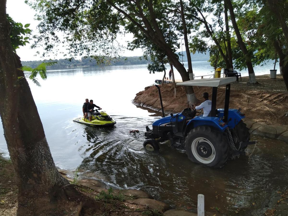 Apartamento Do Lago, Com Churrasqueira Privativa , Cozinha , Internet Banda Larga, Rampa Barco E Jet, Pesqueiro - B101 Caldas Novas Bagian luar foto